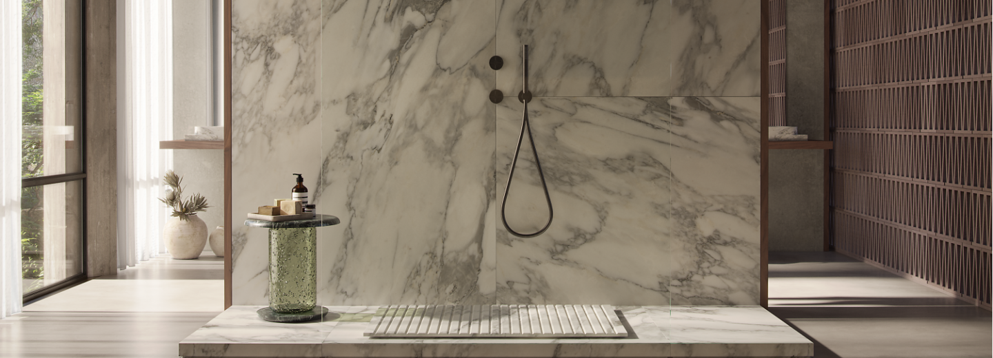 Marble Decor  - Choosing the right shower tray for your home