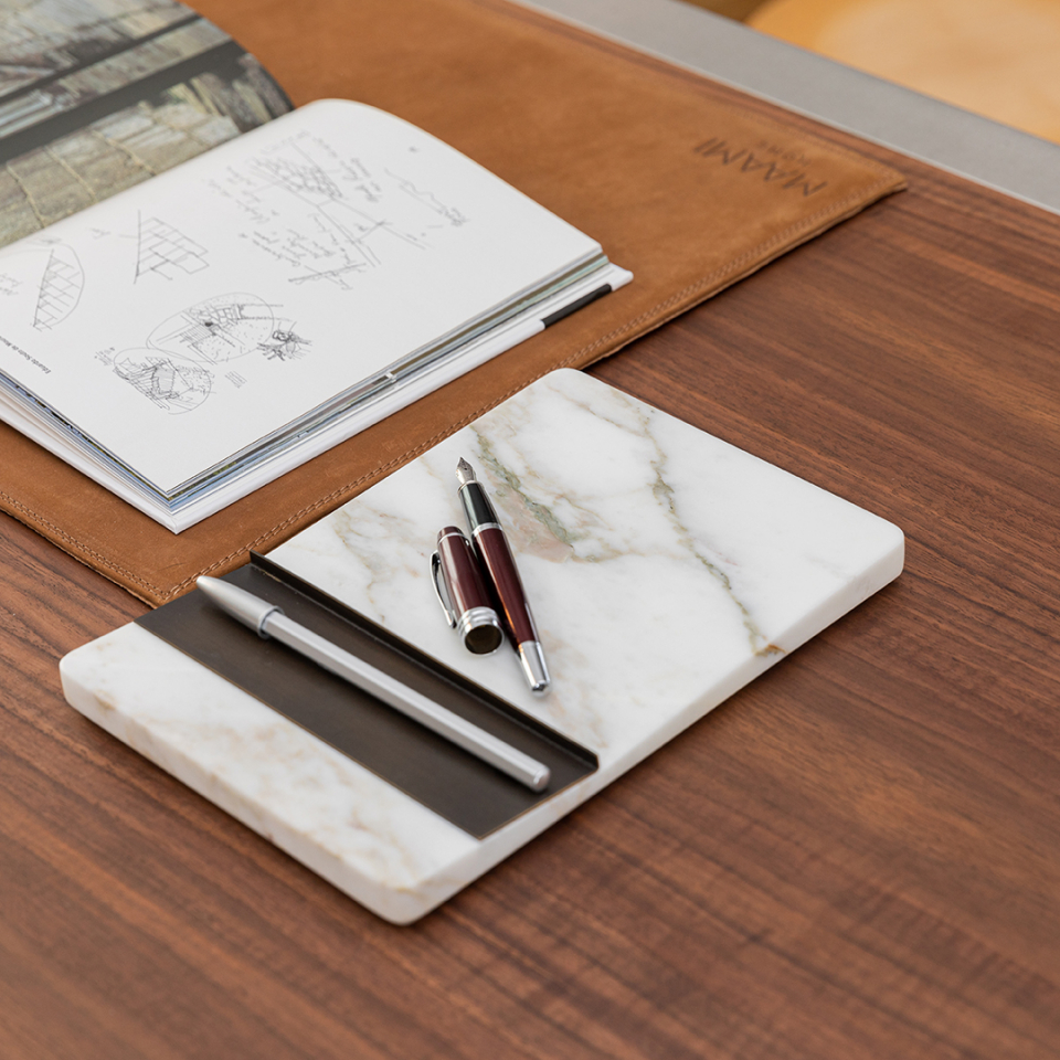 COPIC CALACATTA image 3 | Marble Accessories | MAAMI HOME 