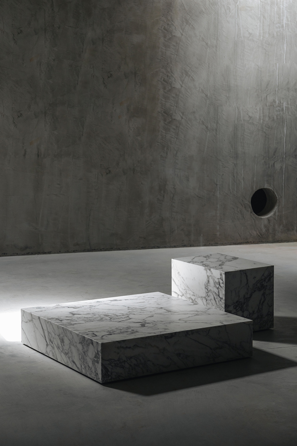 EDGE H ARABESCATO image 0 | Marble Side Tables | MAAMI HOME 