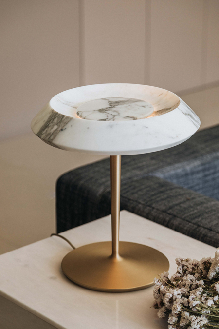 FIORE CALACATTA image | Marble Furniture | MAAMI HOME