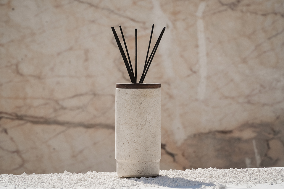 LINK Collection image 3 | Marble Bath | MAAMI HOME 