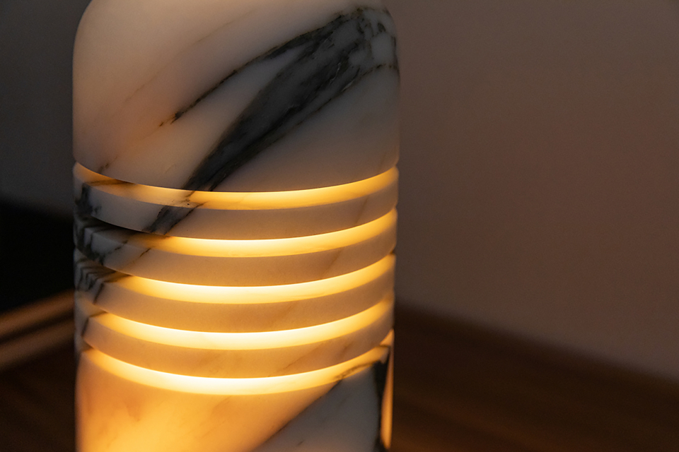 LUMI S CALACATTA image 2 | Marble Iluminação | MAAMI HOME 