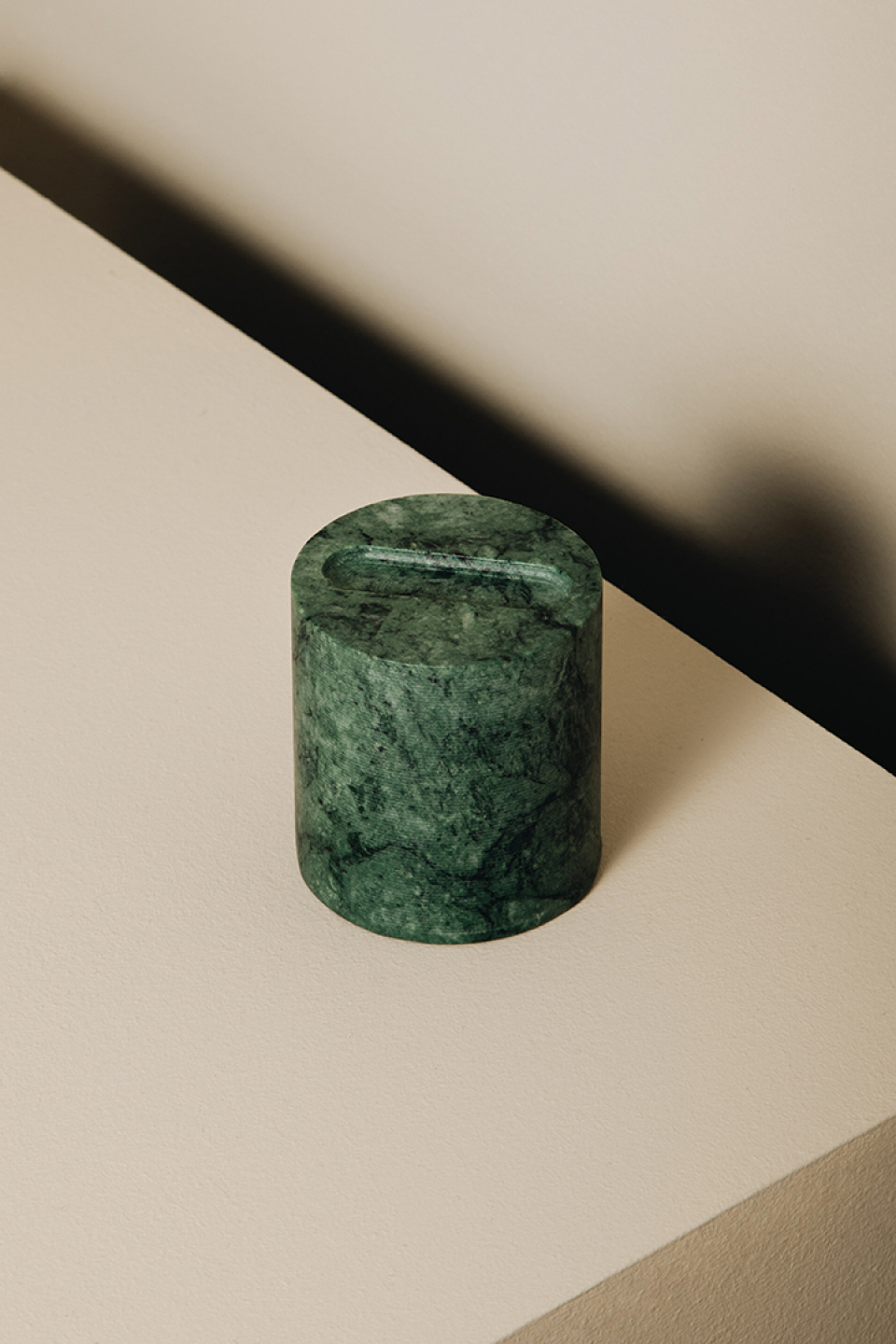 MATH GREEN GUATEMALA image 0 | Marble Accessories | MAAMI HOME 
