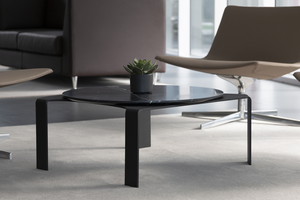 MOON NERO MARQUINA image 1 | Marble Coffee Tables | MAAMI HOME 
