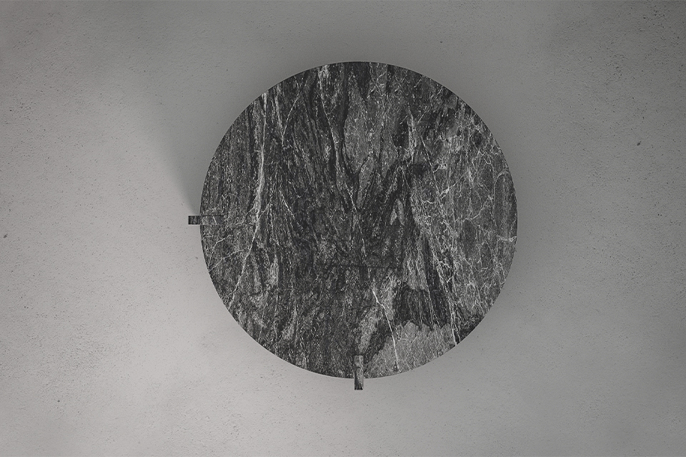 Notch Round Coffee Table image 2 | Marble Mesas de Centro | MAAMI HOME 