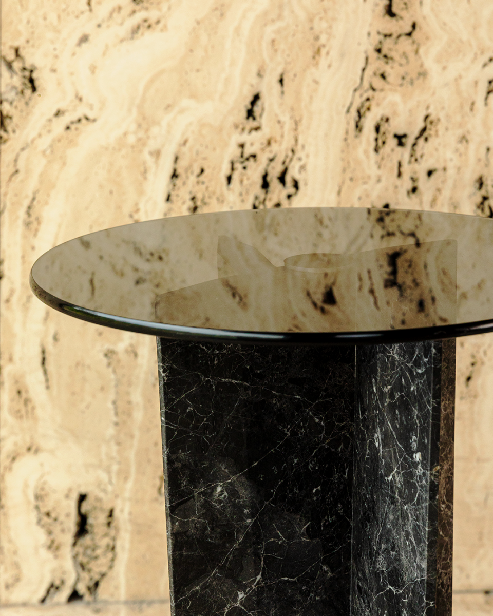 QUINA SPIDER GREY image 1 | Marble Side Tables | MAAMI HOME 