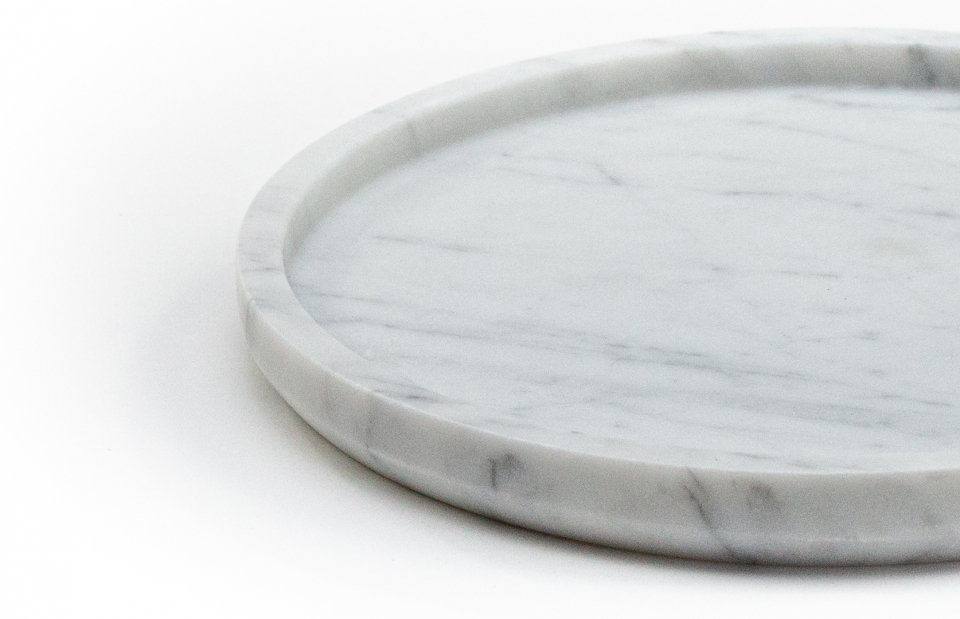 ROUND PLATE CARRARA image 0 | Marble Accessories | MAAMI HOME 