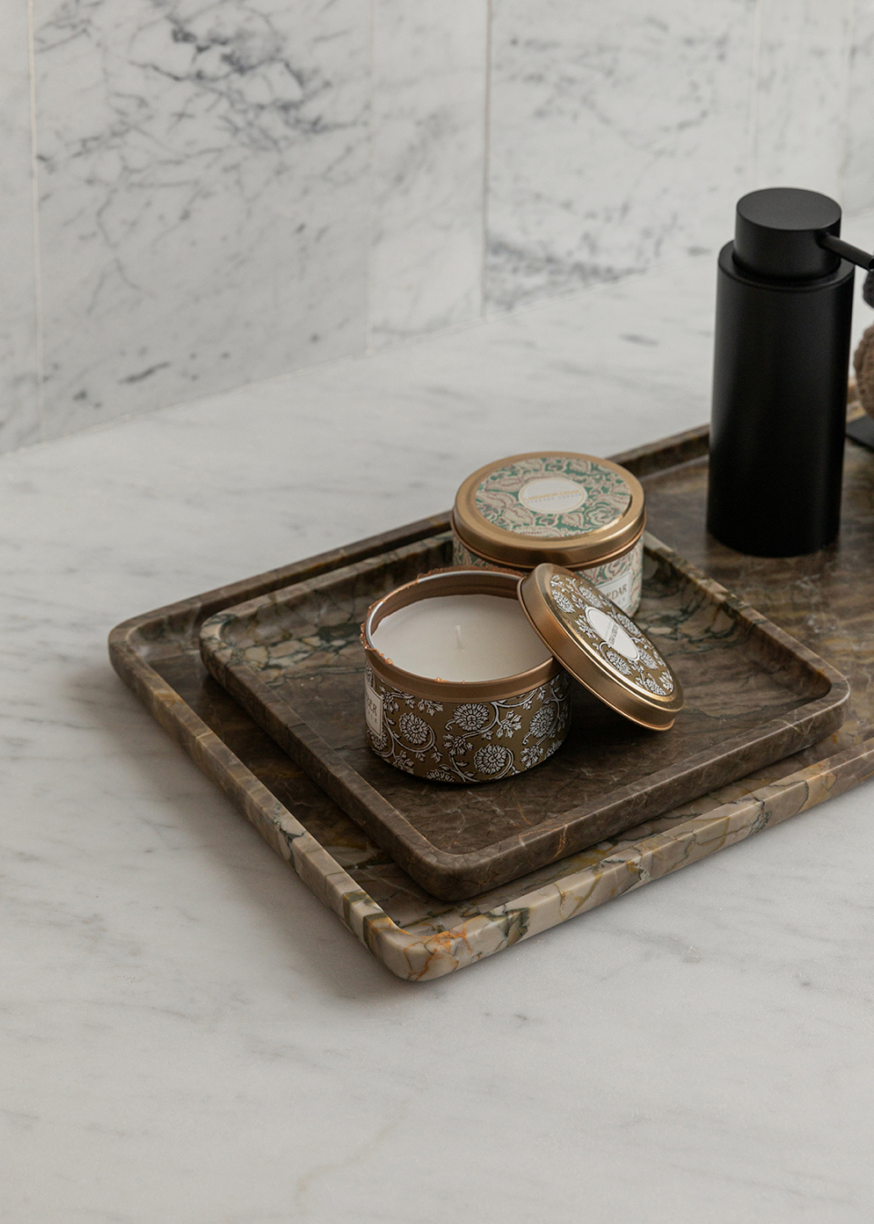 SQUARE PLATE POCAHONTAS image 0 | Marble Accessories | MAAMI HOME 