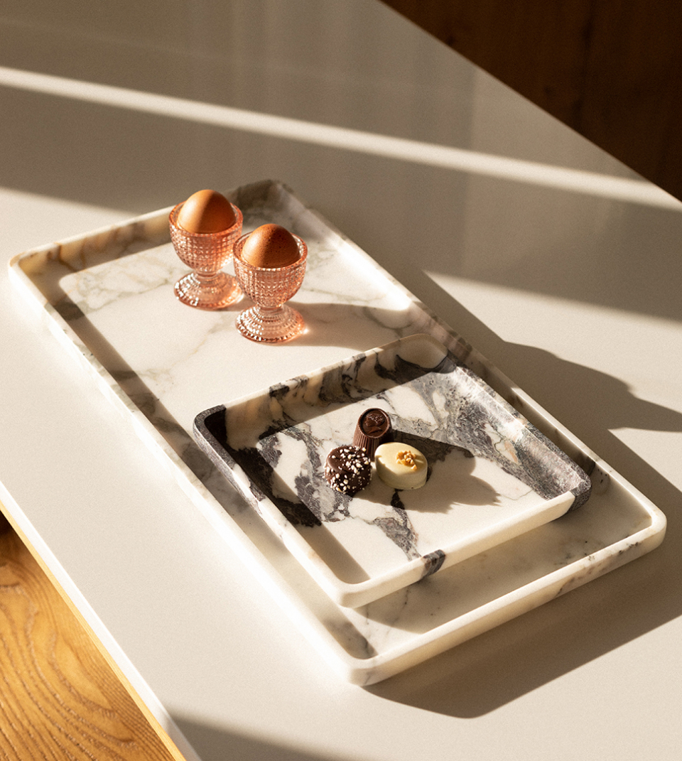 SQUARE TRAY CAPRAIA image 0 | Marble Accessories | MAAMI HOME 