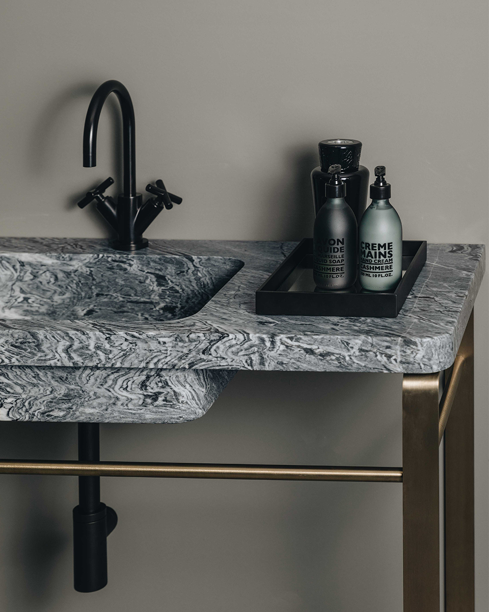 VANUATU SINGLE WASHBASIN image 1 | Marble Lavatórios | MAAMI HOME 