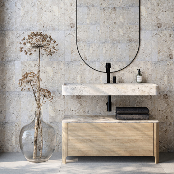 Bath furniture in marble and natural stone | MAAMI HOME